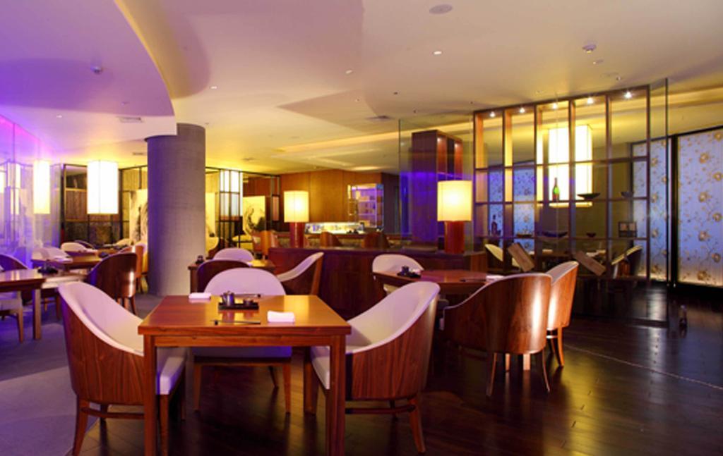 Hilton Shanghai City Center -Steps From Iconic Landmarks Wukang Mansion And Jing'An Temple Buitenkant foto